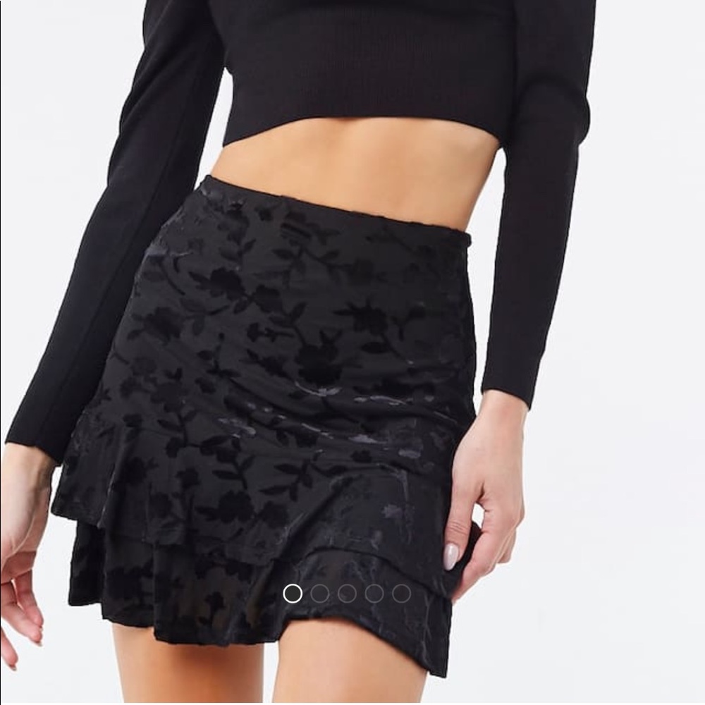 NEW F21 skirt